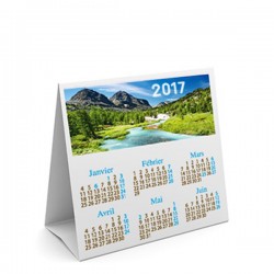 Calendrier de bureau triangulaire 10 x 11 cm